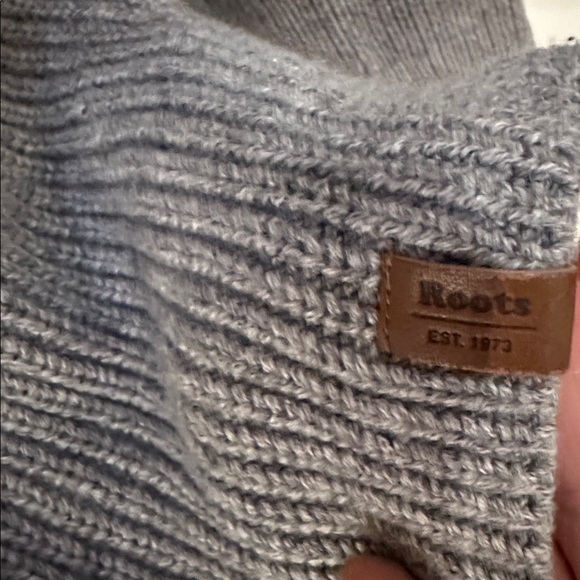 Women’s Roots sweater - Picture 4 of 5